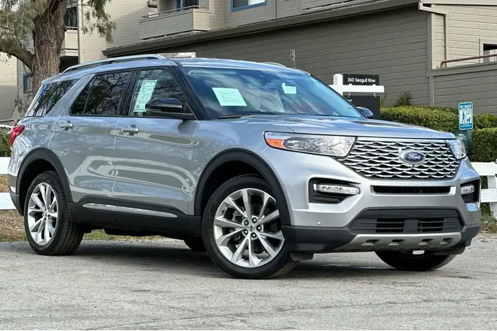 $39933 : Ford Explorer 2023 AWD Plati image 2