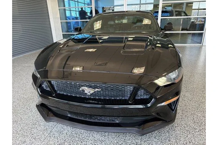 $31541 : Ford Mustang 2018 GT 2dr Fas image 2
