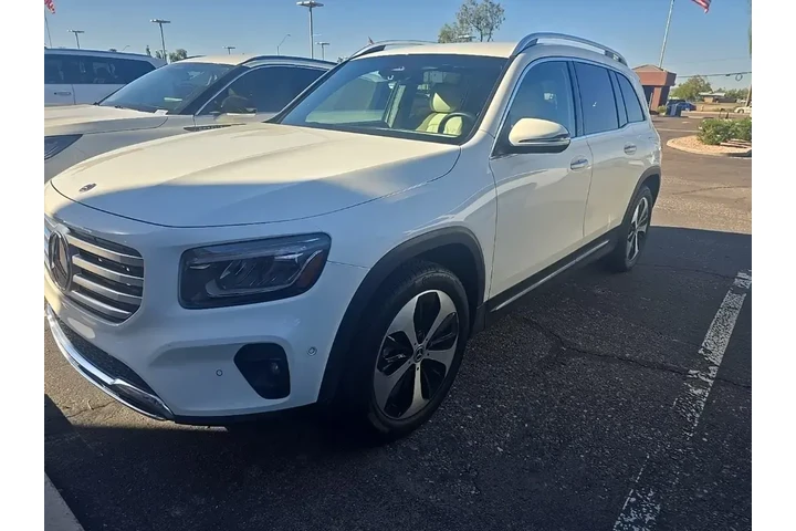 Mercedes-Benz GLB 2024 GLB 2 image 7