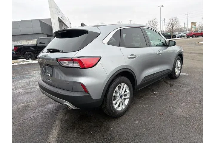 $19995 : Ford Escape Hybrid 2021 SE 4 image 6