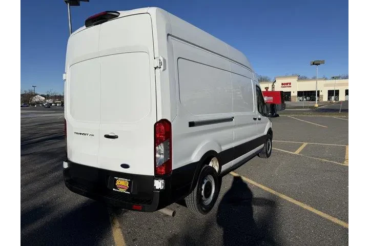 $33985 : Ford Transit 2023 250 3dr LW image 10