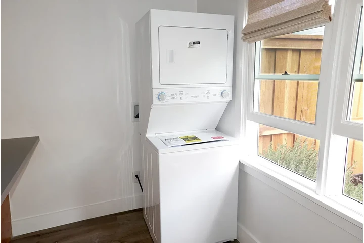 $1150 : house for rent image 8