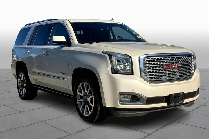 $19999 : GMC Yukon 2015 4x2 Denali 4d image 2