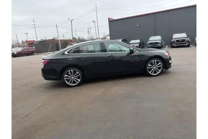 $23980 : Chevrolet Malibu 2024 LT 4dr image 5