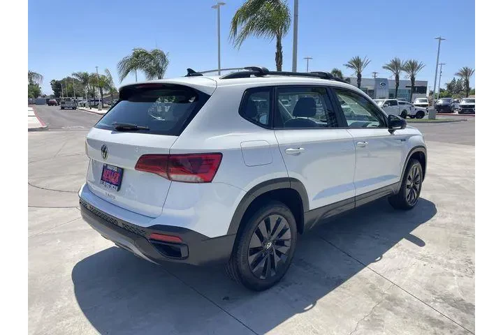 $20888 : Volkswagen Taos 2022 S 4dr S image 8