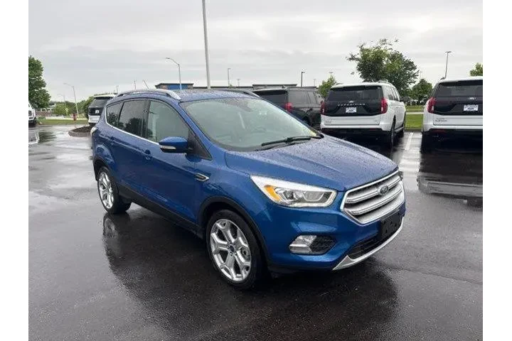 $13000 : Ford Escape 2017 AWD Titaniu image 1