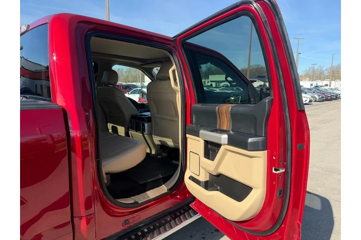 $19980 : 2016 F-150 SuperCrew 145" Lar image 9