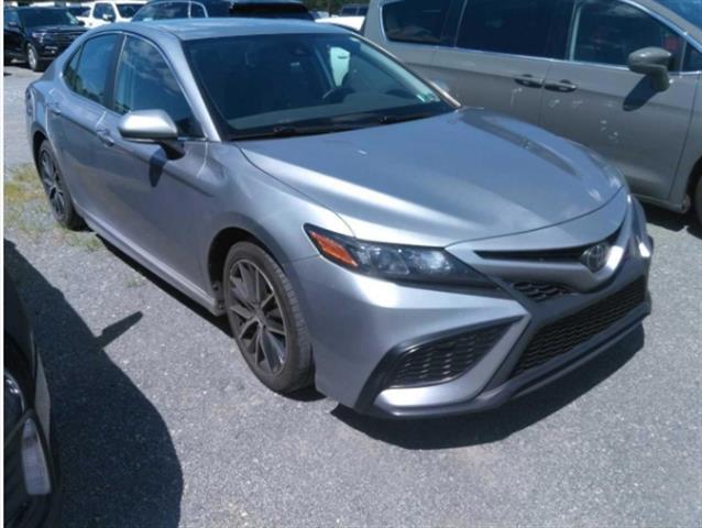 $23891 : PRE-OWNED 2022 TOYOTA CAMRY SE image 5