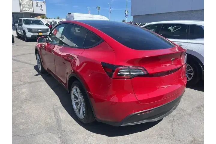 $34988 : Tesla Model Y 2022 AWD Long image 9