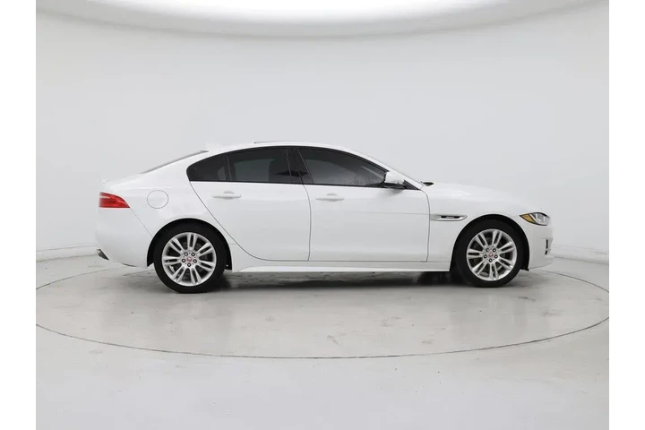 $18998 : Jaguar XE 2018 AWD 25t R-Spo image 7