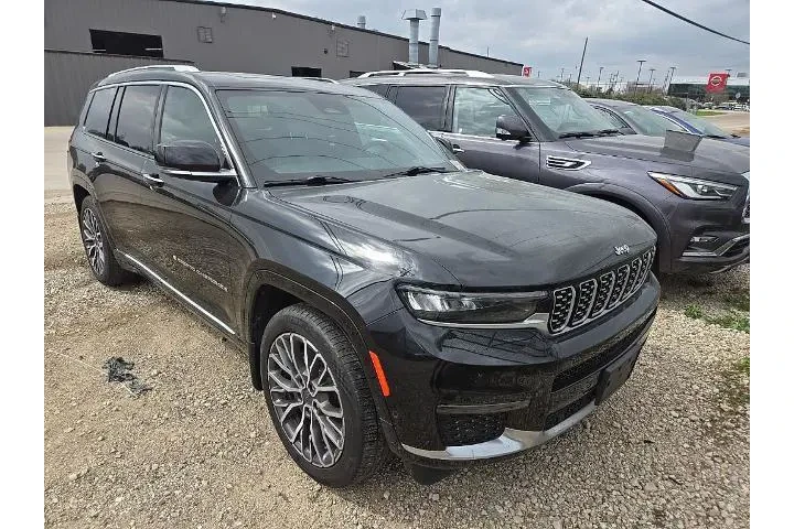 $31808 : Jeep Grand Cherokee L 2021 4 image 4