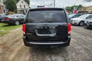 $9990 : 2014 Grand Caravan thumbnail