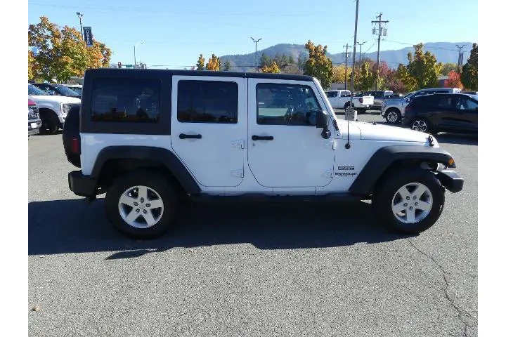 $22990 : Jeep Wrangler Unlimited 2016 image 6