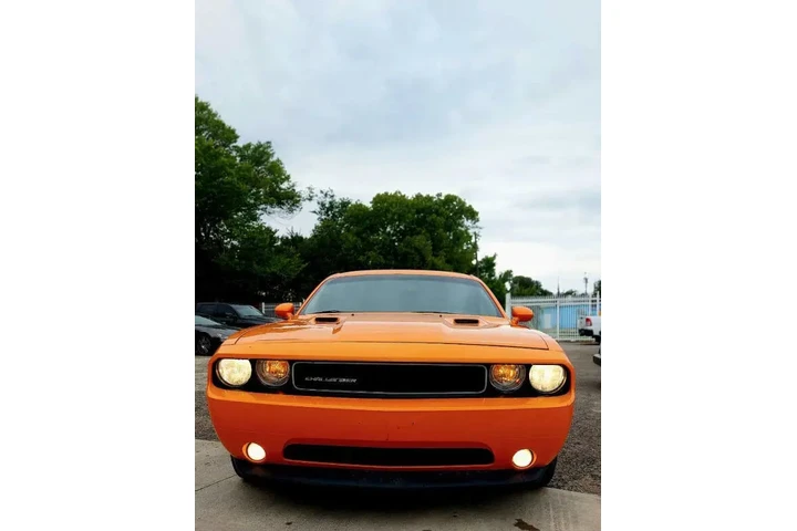 $11990 : 2014 Challenger SXT image 8