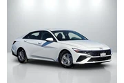 Hyundai ELANTRA 2025 SE 4dr