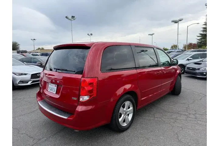 $11986 : Dodge Grand Caravan 2013 SE image 7