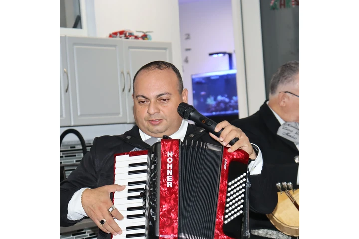 MARIACHIS EN MIAMI image 3