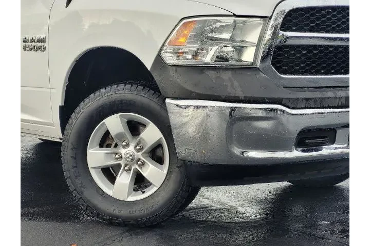 $20888 : Ram 1500 2018 4x4 Express 4d image 5