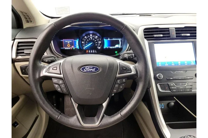 $15998 : Ford Fusion Hybrid 2020 SEL image 10