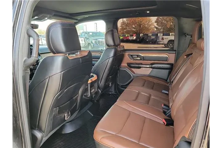 $38950 : Ram 1500 2020 4x4 Laramie Lo image 9