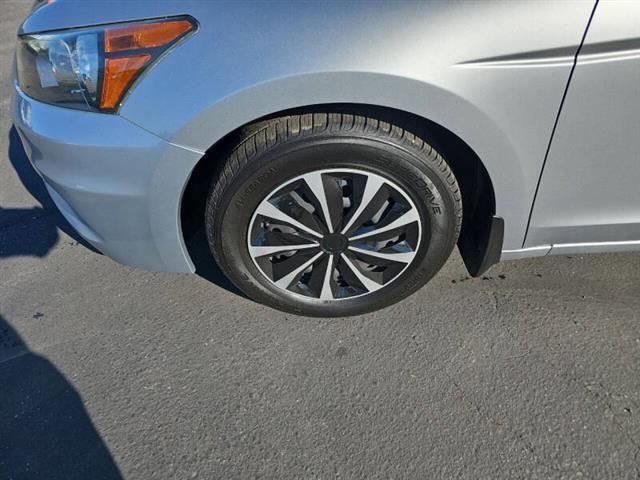 $10995 : 2012 Accord LX image 7