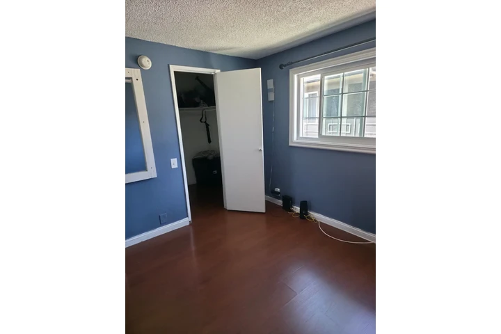 $950 : Recamara en RENTA image 3