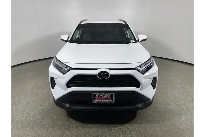 $35995 : Toyota RAV4 2025 AWD XLE 4dr image 8