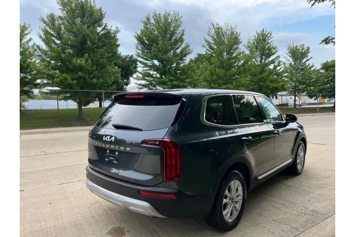 $15997 : 2022 Telluride LX image 6