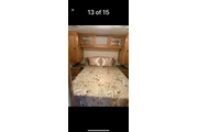 $1000 : ev for rent thumbnail