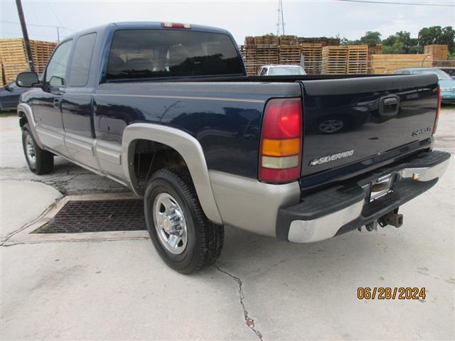 $11995 : 1999 Silverado 2500 image 4