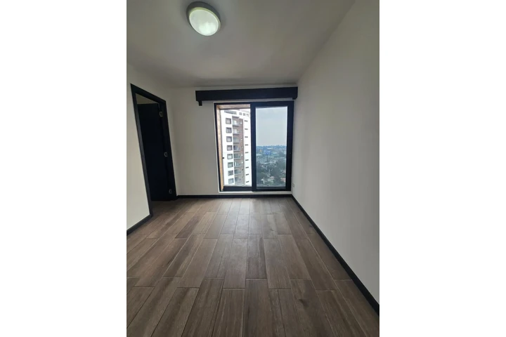 $9 : VENTA APART ZONA 11 EDIF. VIRO image 3