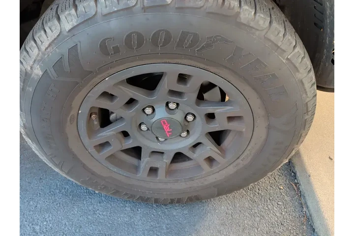 $30000 : Toyota 4Runner 2018 4x4 SR5 image 8