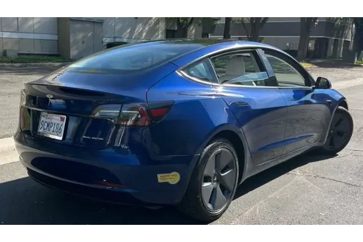 $23800 : Tesla Model 3 2022 AWD Long image 3