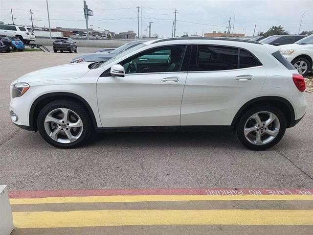 $17500 : 2018 Mercedes-Benz GLA 250 4M image 4