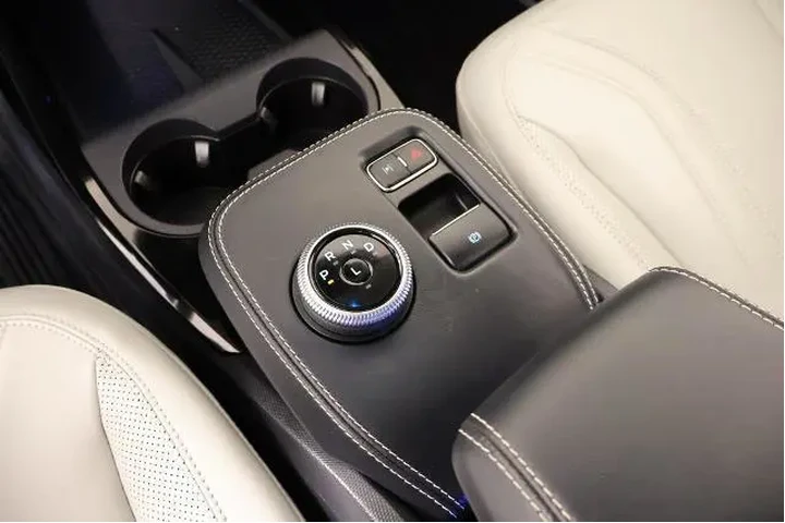 $31835 : Ford Mustang Mach-E 2024 AWD image 8