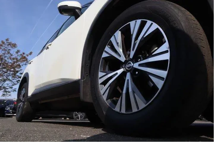 $19155 : Nissan Rogue 2021 AWD SV 4dr image 8