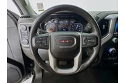 $25975 : GMC Sierra 1500 2021 4x4 SLE thumbnail