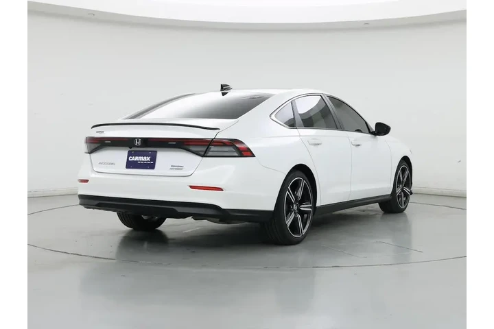 $27998 : Honda Accord Hybrid 2024 Spo image 8