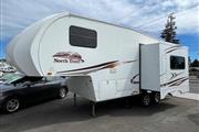 $12900 : 2009 Heartland North Trail 24 thumbnail