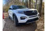 $27997 : Ford Explorer 2022 AWD XLT 4 thumbnail