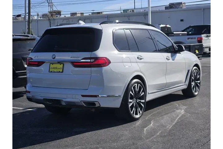 $31991 : BMW X7 2021 AWD xDrive40i 4d image 5