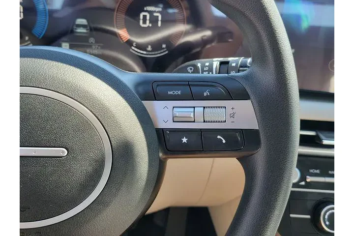 $24692 : Hyundai TUCSON 2025 SE 4dr S image 6