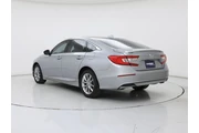 $19998 : Honda Accord 2021 LX 4dr Sed thumbnail