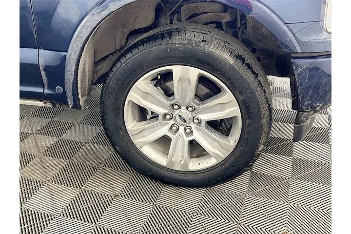 $37975 : Ford F-150 2019 4x4 Platinum image 6