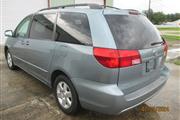 $6995 : 2005 Sienna thumbnail