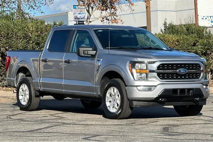 $35741 : Ford F-150 2023 4x4 XLT 4dr image 10