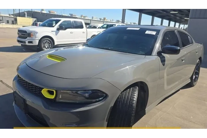 $29588 : Dodge Charger 2023 GT 4dr Se image 1