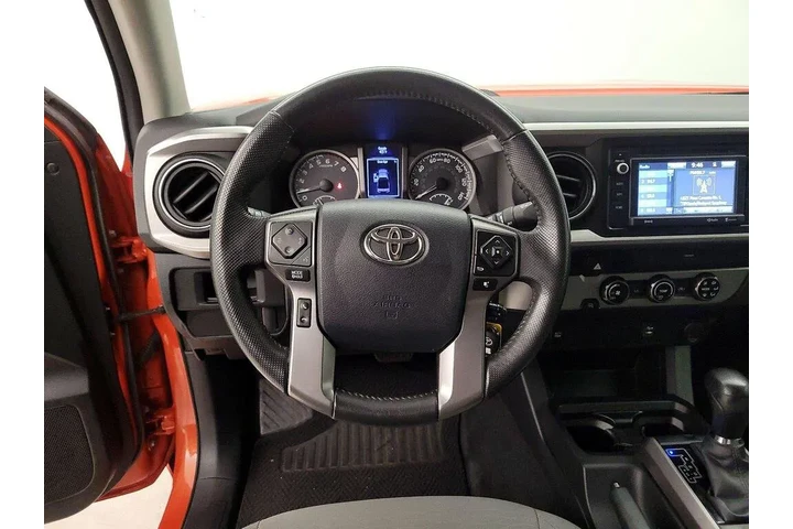 $22998 : Toyota Tacoma 2017 4x2 SR5 4 image 10