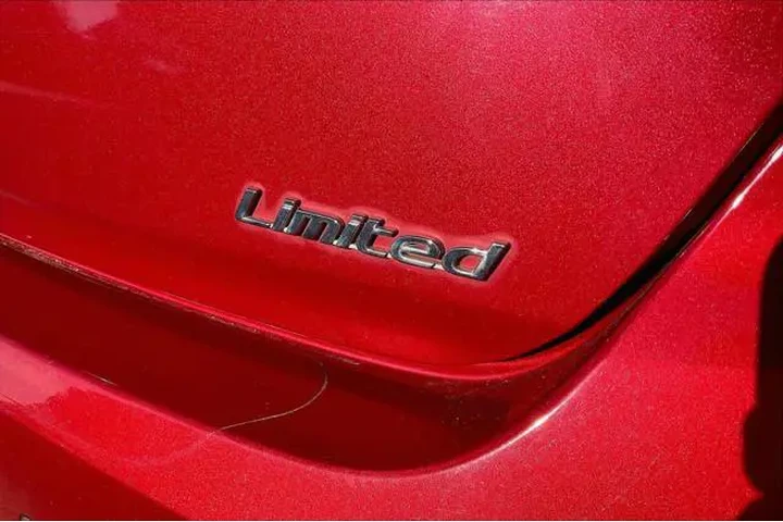 $12872 : Hyundai SONATA 2018 Limited image 7