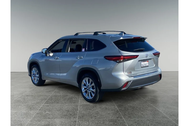 $37816 : Toyota Highlander 2021 Limit image 3